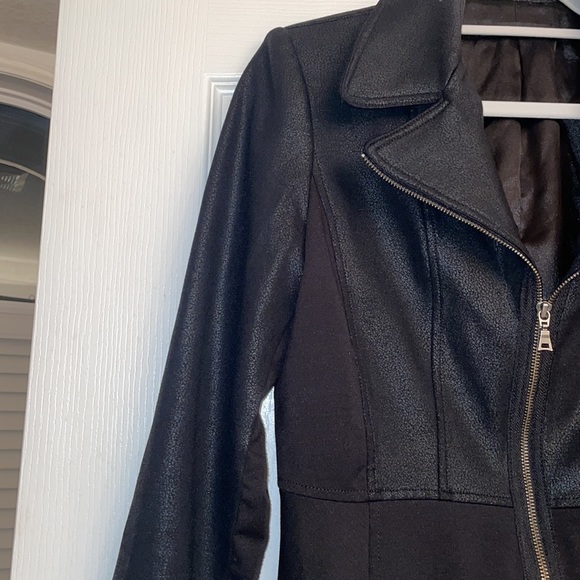 Tahari Jacket - Picture 4 of 8